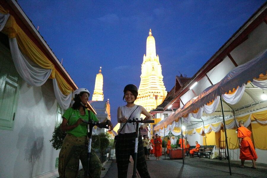 Bangkok: E-Scooter Night Tour with Local Street Food - Getting started near Itsaraphap MRT station