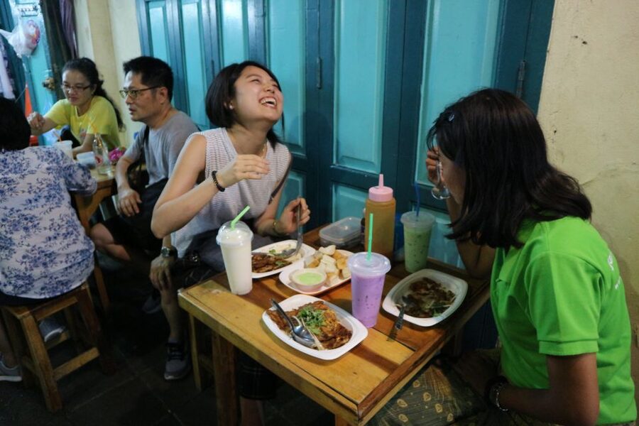 Bangkok: E-Scooter Night Tour with Local Street Food - What the $39 price really buys you