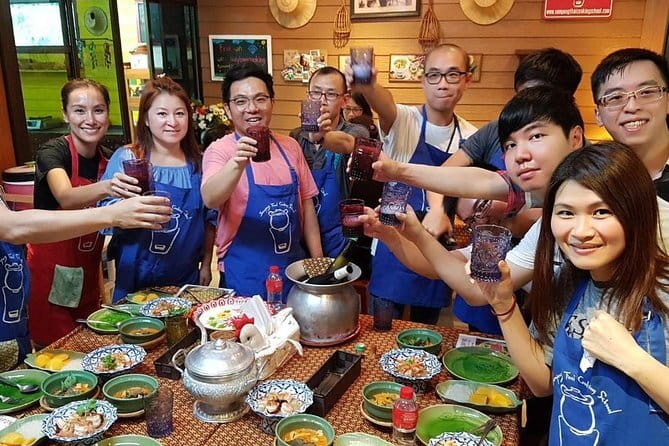 Bangkok Evening Food Tour by Tuktuk - The riverside bar and Bangkok dessert