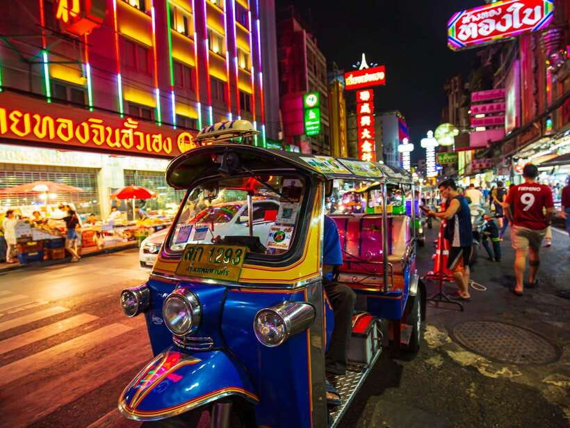Bangkok: Evening Tour with Wat Arun, Wat Pho & Tuk Tuk Ride - What the $41 price really covers