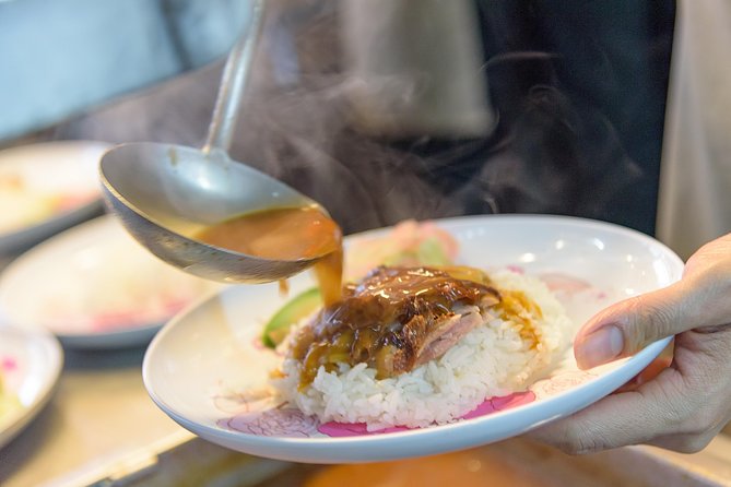 Bangkok Food Tour of Bang Rak with Local Guide - Group size, guiding, and the human side