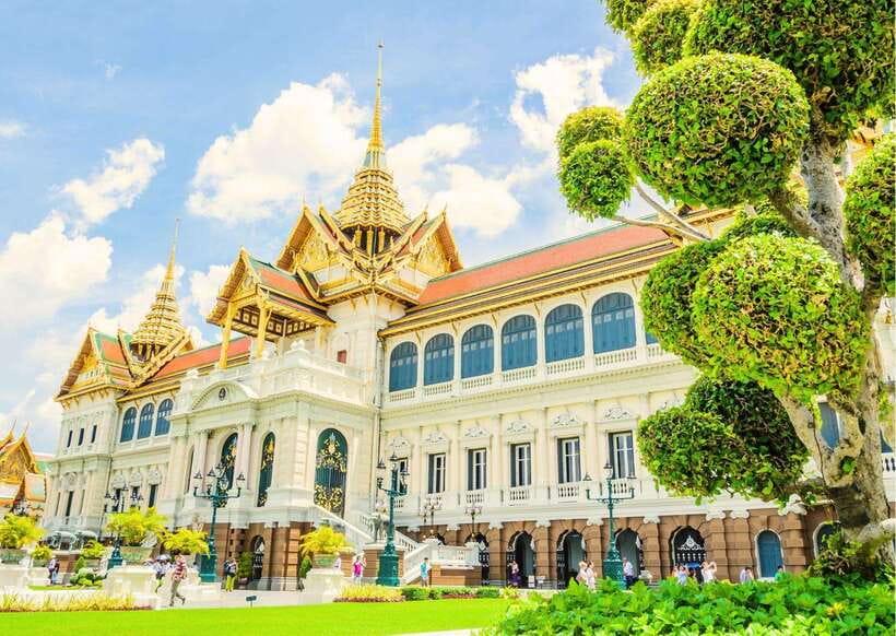 Bangkok: Grand Palace & Emerald Buddha Entry with Audioguide - Why the Grand Palace deserves your time