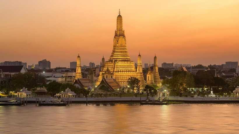 Bangkok: Grand Palace, Wat Pho, and Wat Arun Guided Tour - Who will get the most from this Bangkok temple tour?