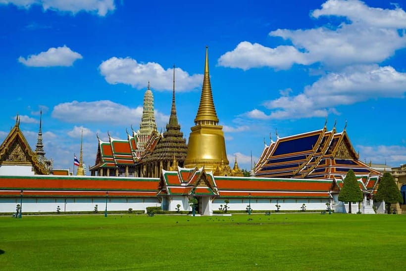 Bangkok: Grand Palace, Wat Pho, Wat Arun Sacred & Local Tour - Why this route works for a first Bangkok visit