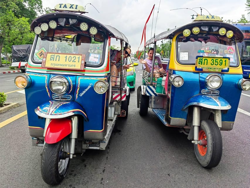 Bangkok: Guided Tour in a Typical Thai Tuk-Tuk - Chinatown: the tour’s practical grand finale