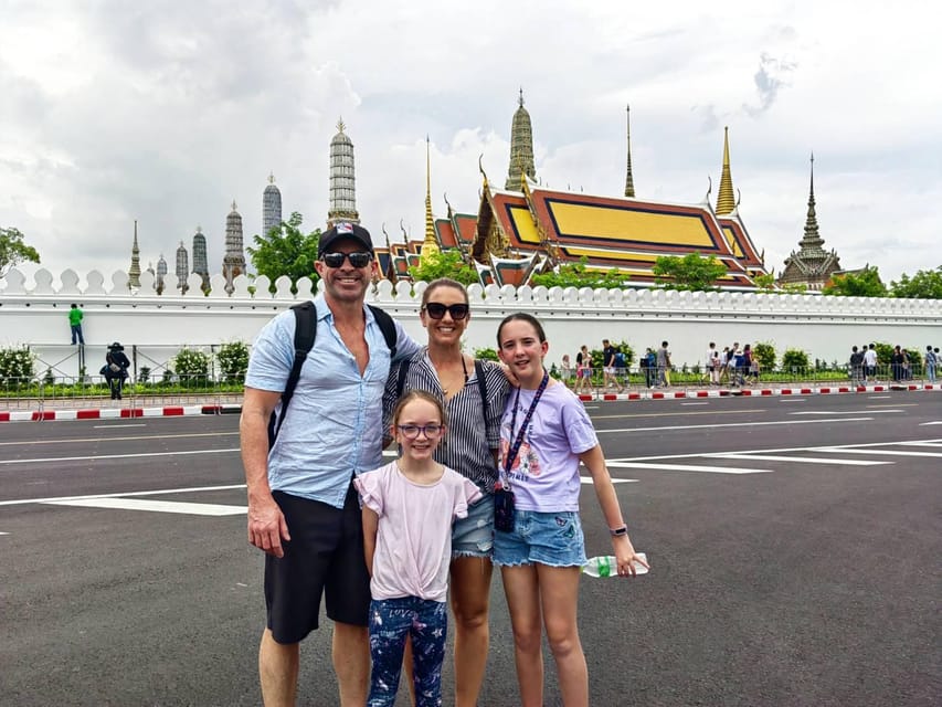 Bangkok: Guided Tour in a Typical Thai Tuk-Tuk - Wat Pho and the missing Golden Buddha possibility