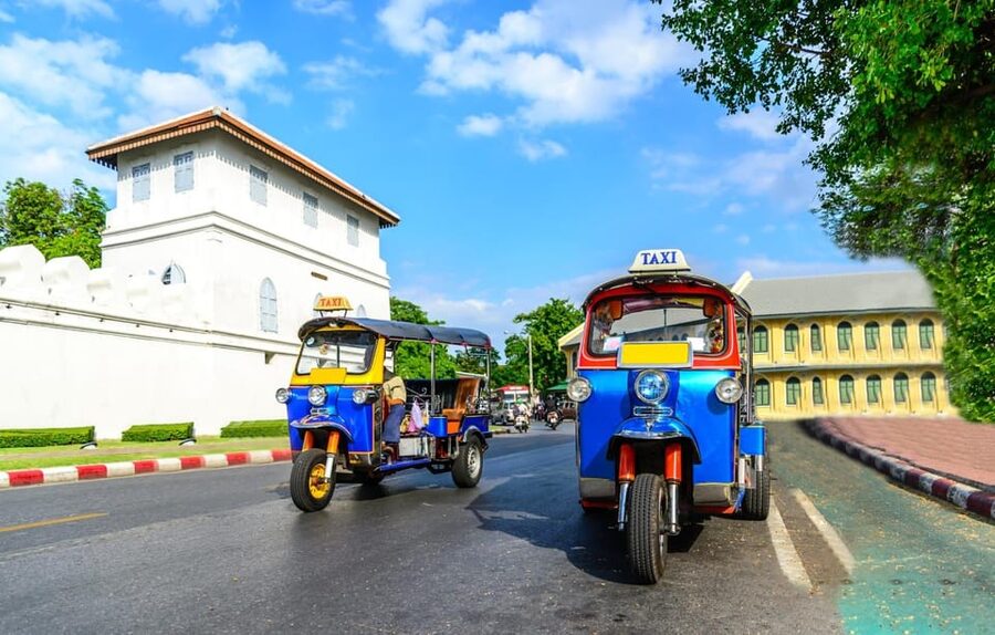 Bangkok: Guided Tour in a Typical Thai Tuk-Tuk - Wat Arun from the opposite riverbank