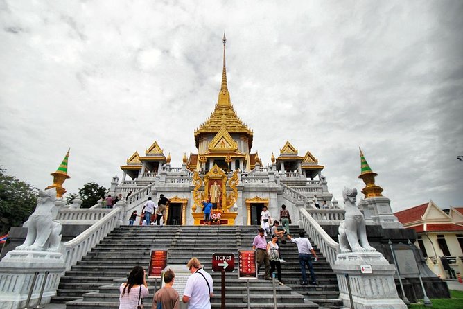 Bangkok Heritage Highlights: Grand Palace & Three Temples Tour - Wat Phra Kaew and the Emerald Buddha