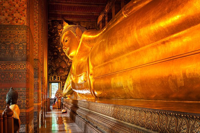 Bangkok Heritage Highlights: Grand Palace & Three Temples Tour - Meeting at Saphan Taksin and getting around