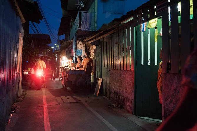 Bangkok Hidden Paths Night Biking Tour with Street-food Meal - Practical preparation before 6:00 pm