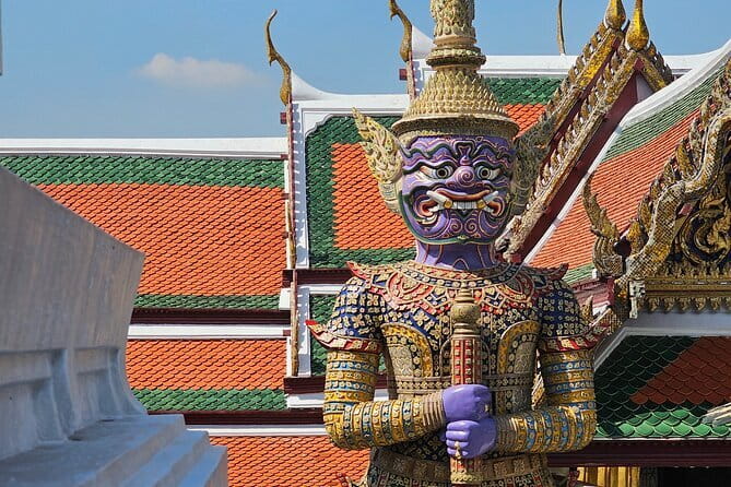 Bangkok History Temples Markets and Food Tasting - Wat Pho and the Reclining Buddha