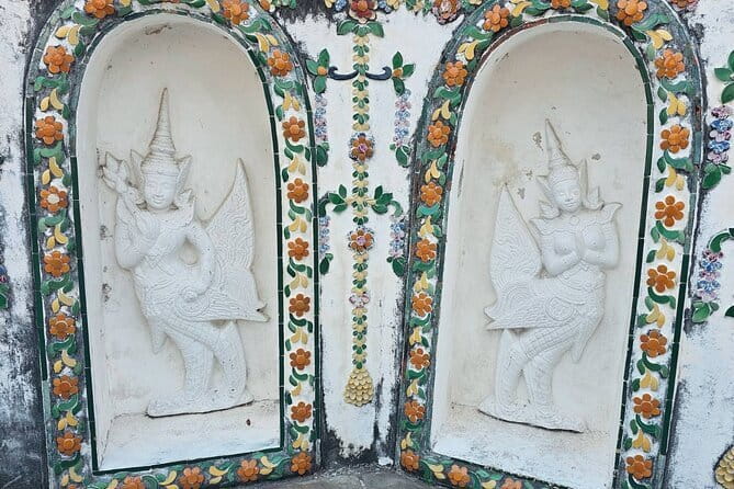 Bangkok History Temples Markets and Food Tasting - What the Guide Adds