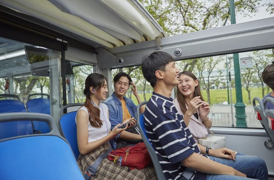 Bangkok: Hop-On Hop-Off Bus with 24, 48 or 72-Hour Validity - Golden Buddha and Chinatown: the route’s liveliest historic stretch