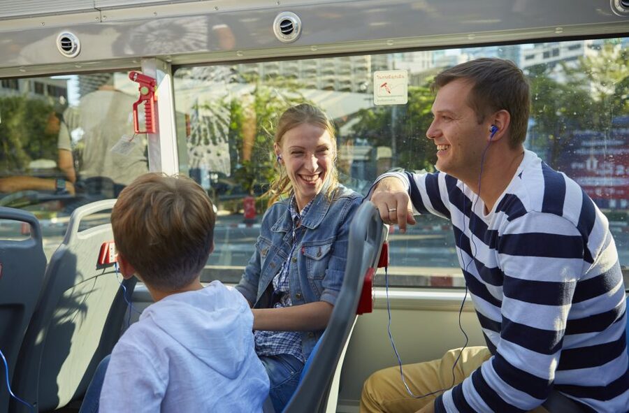 Bangkok: Hop-On Hop-Off Bus with 24, 48 or 72-Hour Validity - Starting at Siam Paragon and moving through modern Bangkok