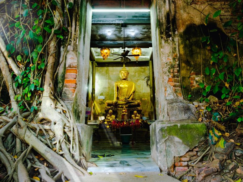 Bangkok: Maeklong Railway & Amphawa Floating Market Day Trip - What to pack and how to dress