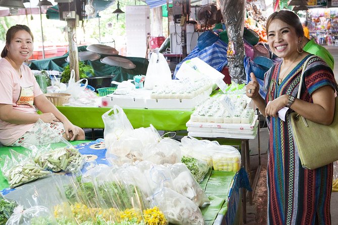 Bangkok Market Tour & Thai Cooking Class with Boat Ride with Aoy - Cooking Pad Thai, Tom Yum, and more