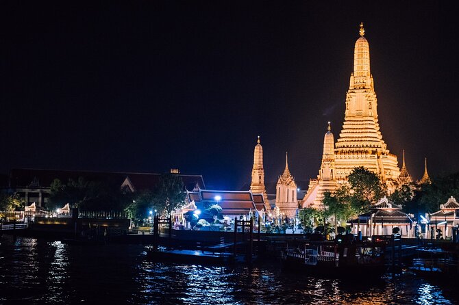 Bangkok Meridian Dinner Cruise from ICONSIAM - Buffet dinner: plenty of choice, mixed consistency