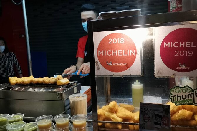 Bangkok: Michelin Guide Street Food Tour by Tuk Tuk - Jay Fai and Teens of Thailand: famous, but not guaranteed
