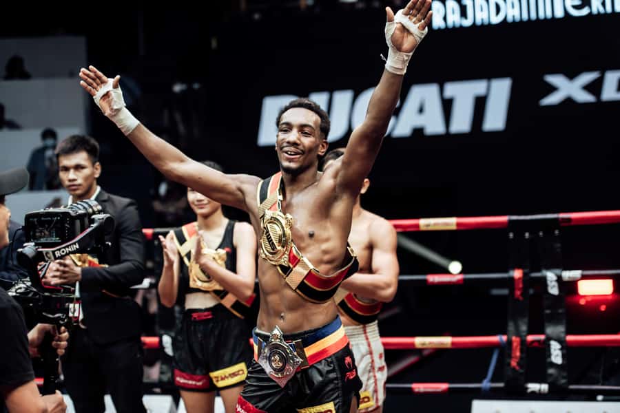 Bangkok: Muay Thai Boxing Tickets at Rajadamnern Stadium - Early bouts build toward the main action
