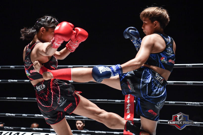 Bangkok: Muay Thai Match at Lumpinee Boxing Stadium - Redeeming your ticket without a fuss