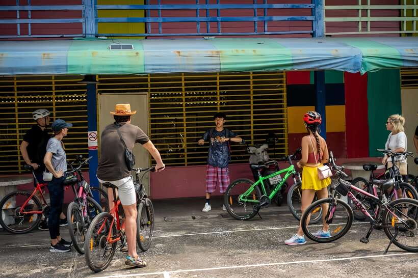 Bangkok: Must-Try Hidden Bike & Food Experience - Who will enjoy this most
