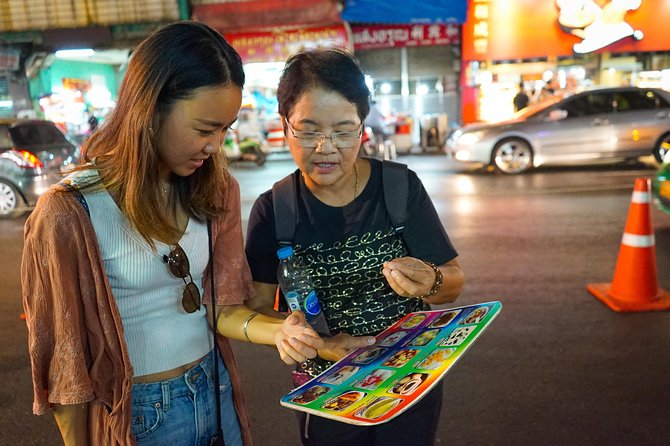 Bangkok Night Michelin Foodie Tour in Chinatown with 15+ tastings - Michelin dumplings at the first shop