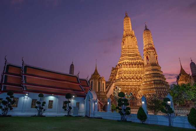 Bangkok Night Tour: Wat Arun, Wat Pho, Chinatown & Tuk Tuk Ride - How good is the guide service?