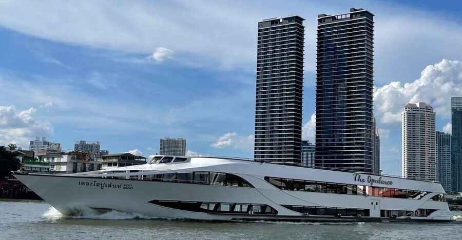 Bangkok: Opulence Luxury Chao Phraya Dinner Cruise - Key points to know before booking