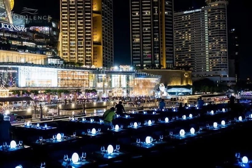 Bangkok: Opulence Luxury River Dinner Cruise - The live bands are a major part of the appeal