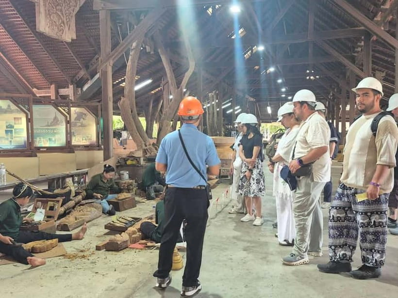 Bangkok: Pattaya Truth Sanctuary Guided Tour & Coral Island - Crossing to Koh Larn by boat