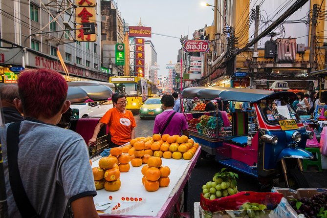 Bangkok Photography Masterclass - Private Photography Lesson - Ratchada Night Market and the night route