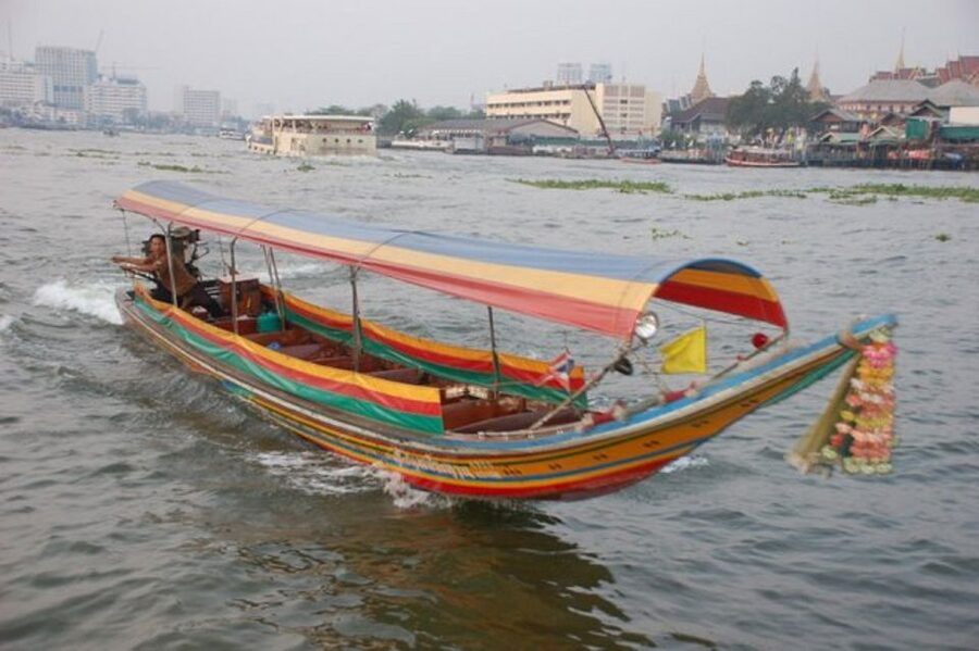 Bangkok: Private Thonburi Longtail Boat Tour & Wat Pho Visit - Wat Pho Brings the Tour Back to Bangkok’s Great Temples