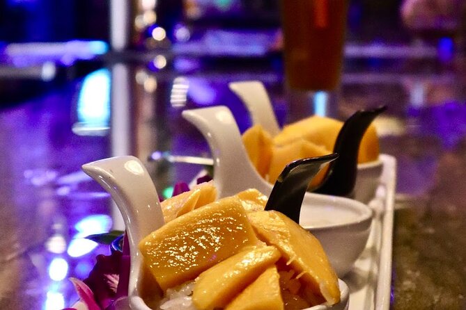 Bangkok Private Walking Food Tour with 10+ Tastings in Chinatown - Who should book this Bangkok food walk?