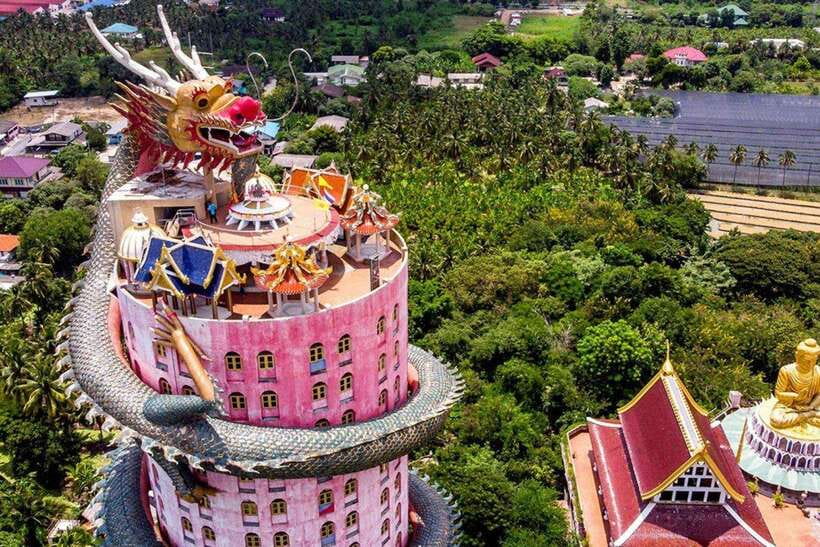 Bangkok: Railway and Floating Market Tour with Dragon Temple - Maeklong Railway Market and the train that comes through