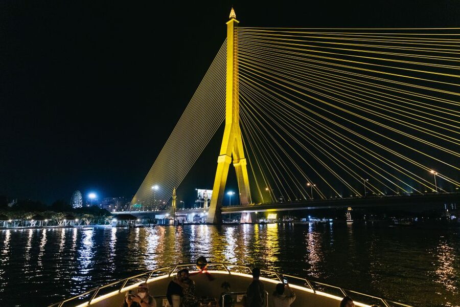 Bangkok: River Dinner Cruise on the Chao Phraya Princess - Comfort, Seating, and the Evening Rhythm