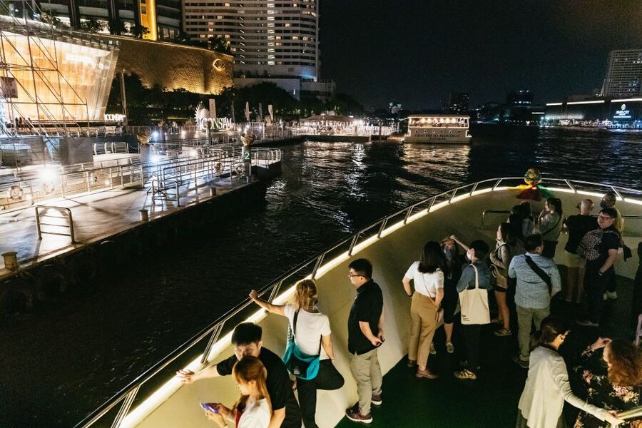 Bangkok: River Dinner Cruise on the Chao Phraya Princess - Getting to Iconsiam Without a Last-Minute Panic