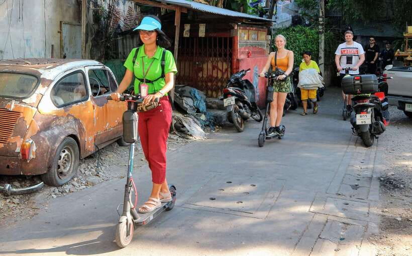 Bangkok: Riverside E-Scooter Adventure with StreetFood Snack - Starting in Thonburi near Wat Kalayanamitr