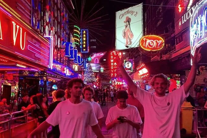 Bangkok: Rooftops, Clubs & Go Gos-Soi Cowboy, Nana Plaza, Soi 11 - Fifteen minutes through Soi Cowboy
