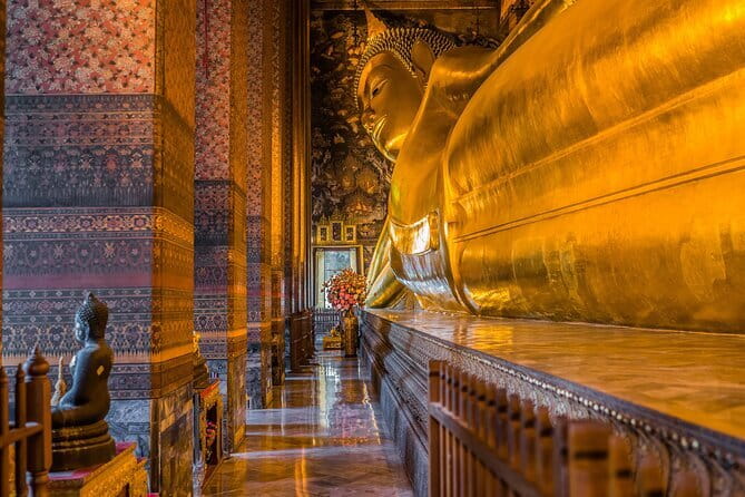 Bangkok's Best: City Highlights & Floating Market Private Tour - Five things to know before you book
