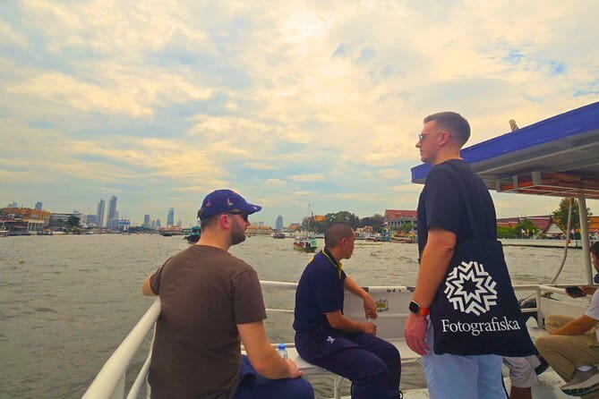 Bangkok's Best: City Highlights & Floating Market Private Tour - Why this full-day route works