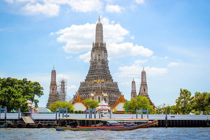 Bangkok's Best: City Highlights & Floating Market Private Tour - Maeklong Railway Market and its moving stalls