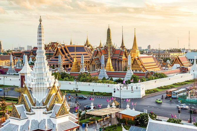 Bangkok's Grand Palace Complex and Wat Phra Kaew Tour - The Gems Gallery stop and the value question