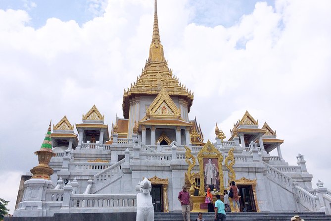 Bangkok’s Sacred Temples & Local Culture Half-Day Tour - Wat Pho and its 46-meter reclining Buddha