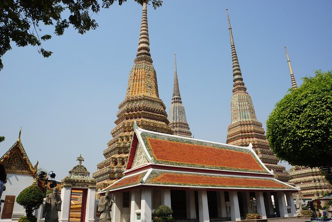 Bangkok’s Sacred Temples & Local Culture Half-Day Tour - Heat, clothing, and temple manners