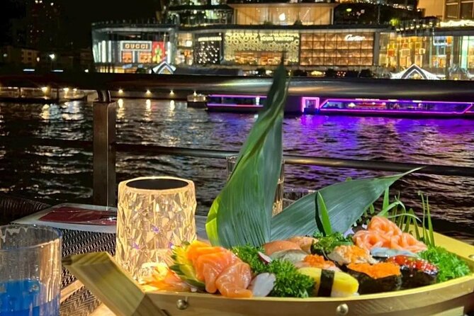 Bangkok Sawasdee Chaophraya Dinner Cruise from ICONSIAM - How Crowded Is the Boat?