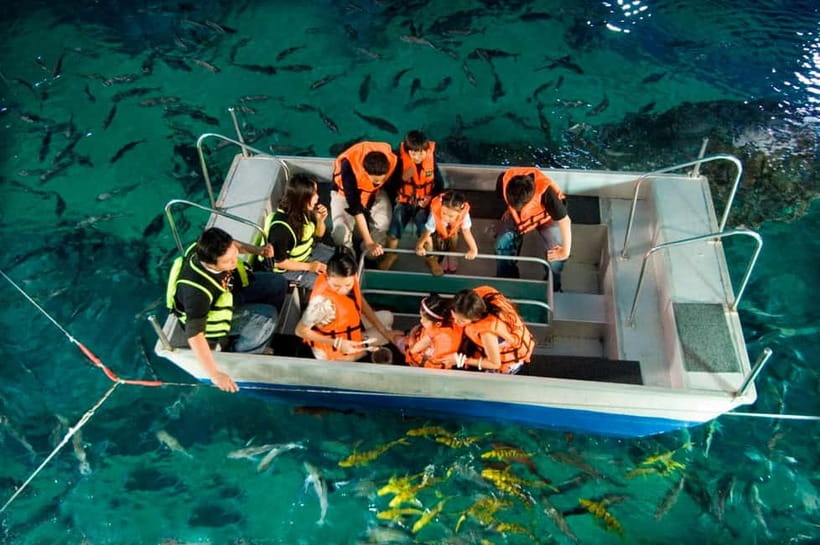 Bangkok: SEA LIFE Bangkok Ocean World Entry Ticket - The Ocean Tunnel and the aquarium’s biggest scenes