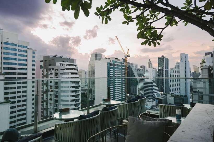 Bangkok: Sky on 20 Rooftop Bar With Free Flow Drinks - Important Booking Details to Keep in Mind