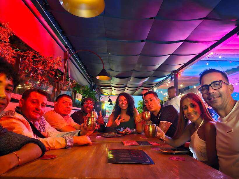 Bangkok: Soi Cowboy, Nana, Soi 11, Rooftops, Clubs & Go Go’s - Penny Black Asoke and the first social hour