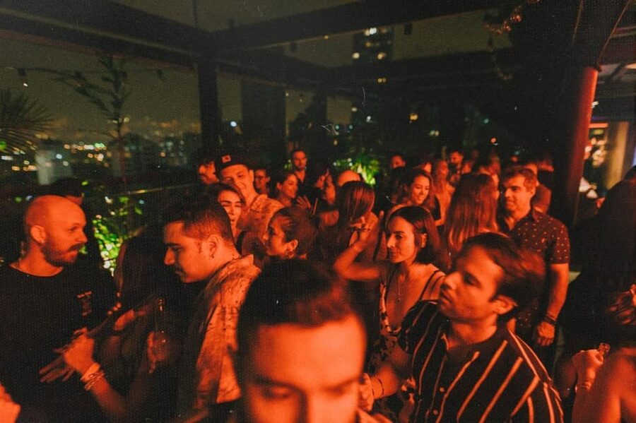 Bangkok: Soi Cowboy, Nana, Soi 11, Rooftops, Clubs & Go Go’s - Heaven17, cocktails, shisha, and social games