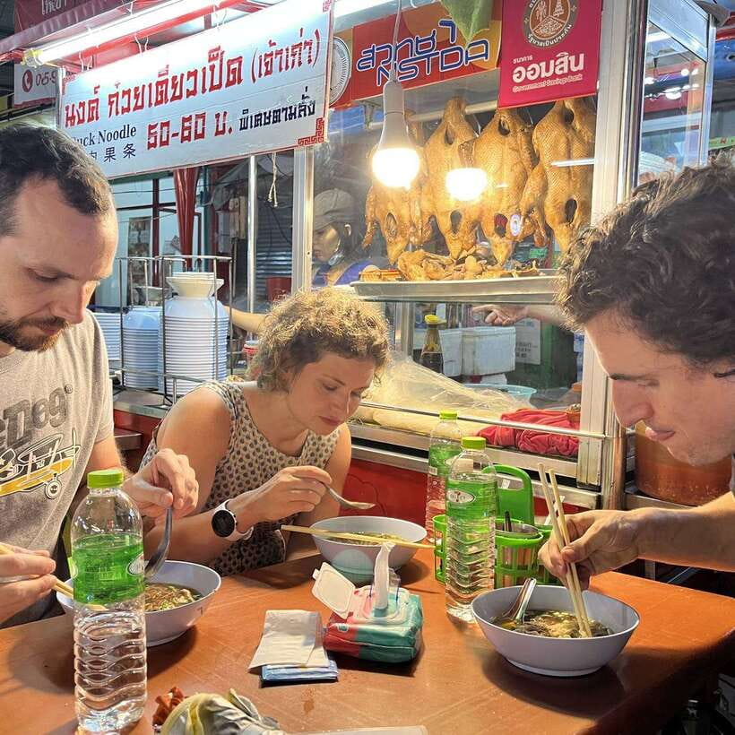 Bangkok: Street Food Tasting Tour at Night - The important dietary warning